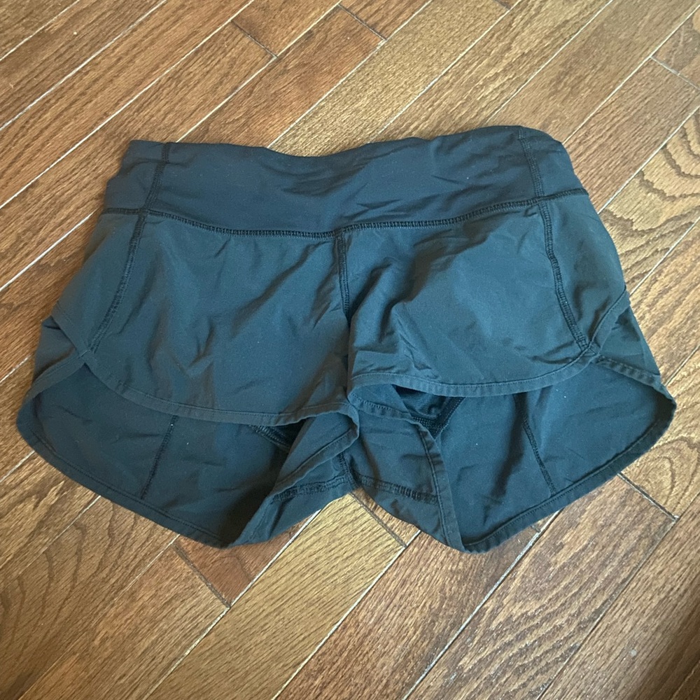 lululemon speed up 2.5 shorts